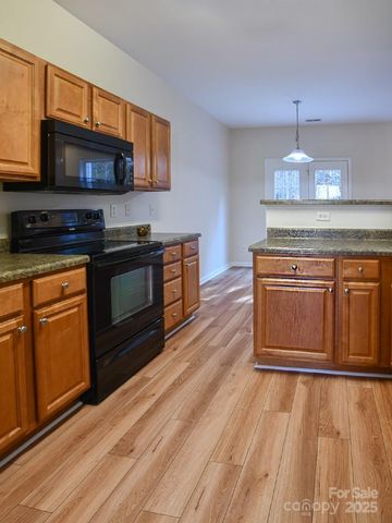 28 Stone River Drive, Asheville, NC 28804