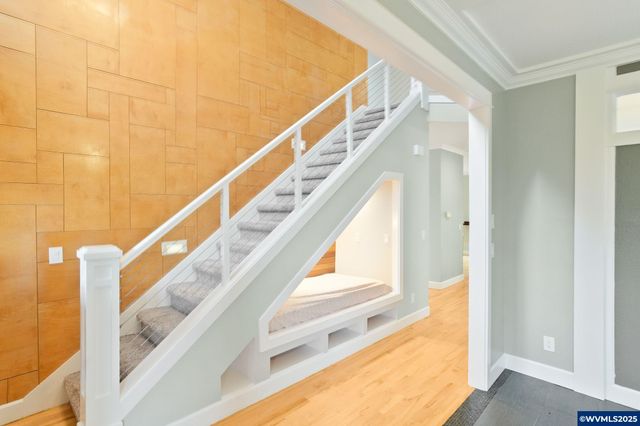 1321 Chapman Hill Dr NW, Salem, OR 97304