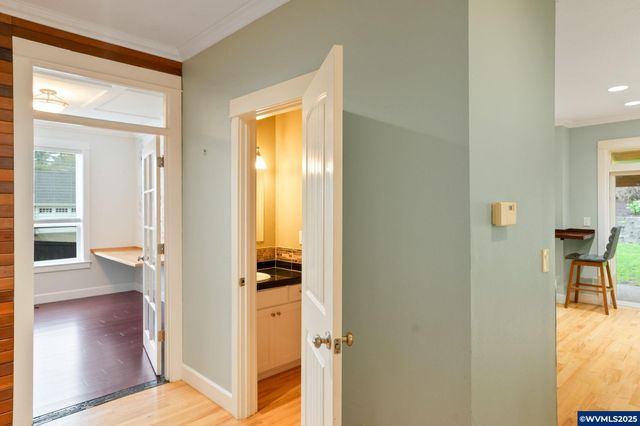 1321 Chapman Hill Dr NW, Salem, OR 97304