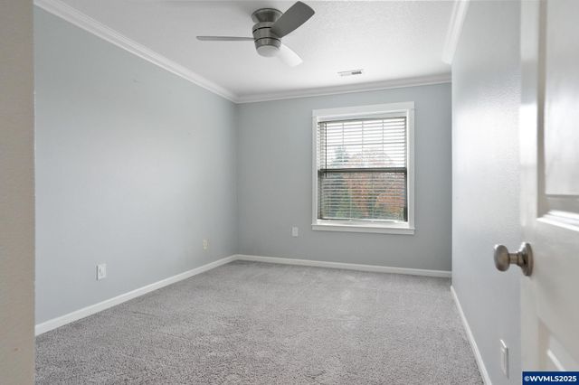 1321 Chapman Hill Dr NW, Salem, OR 97304