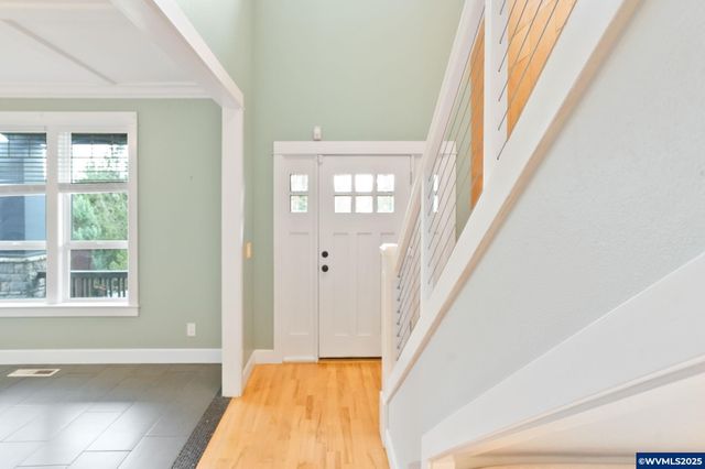 1321 Chapman Hill Dr NW, Salem, OR 97304