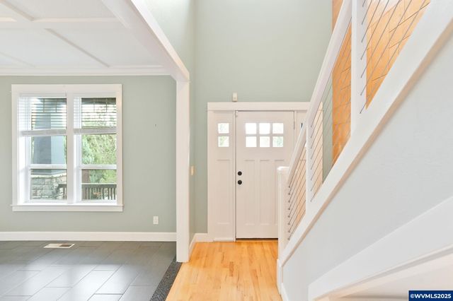 1321 Chapman Hill Dr NW, Salem, OR 97304