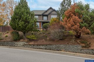 1321 Chapman Hill Dr NW, Salem, OR 97304