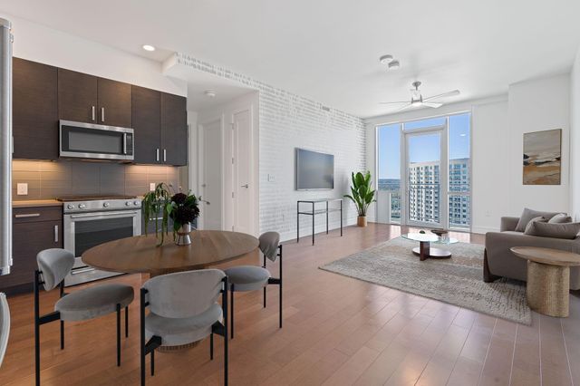 222 West Ave 1412, Austin, TX 78701