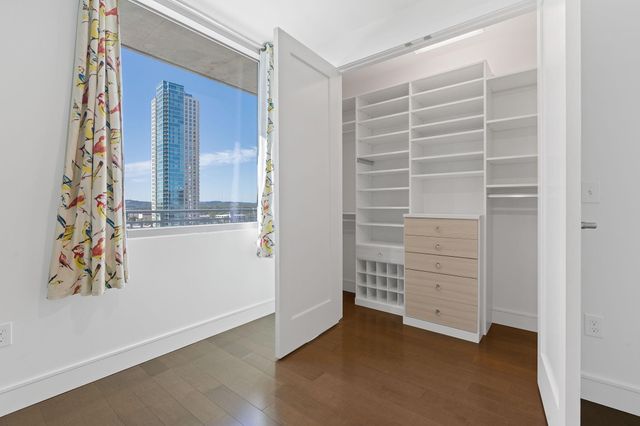 222 West Ave 1412, Austin, TX 78701