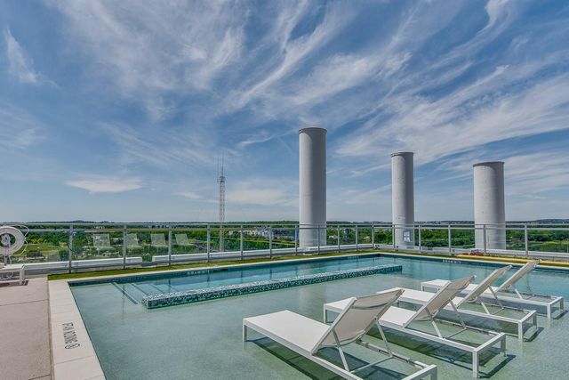 222 West Ave 1412, Austin, TX 78701