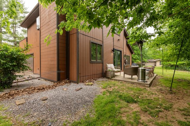 183 Heritage Road, Carbondale, IL 62903