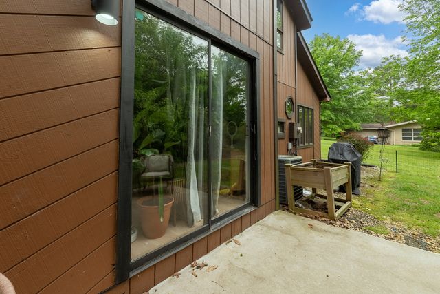 183 Heritage Road, Carbondale, IL 62903