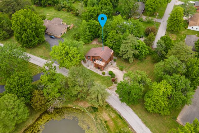 183 Heritage Road, Carbondale, IL 62903