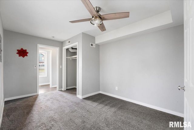 321 2nd Avenue E, Milan, IL 61264