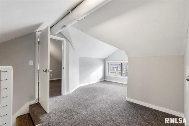 321 2nd Avenue E, Milan, IL 61264