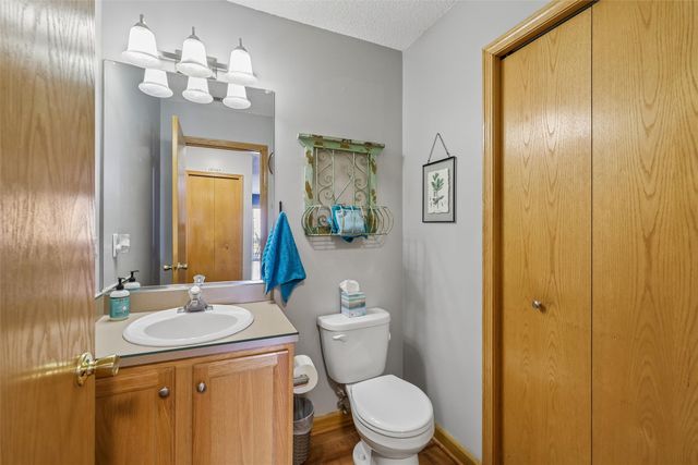 1313 SE Delaware Avenue 11, Ankeny, IA 50021