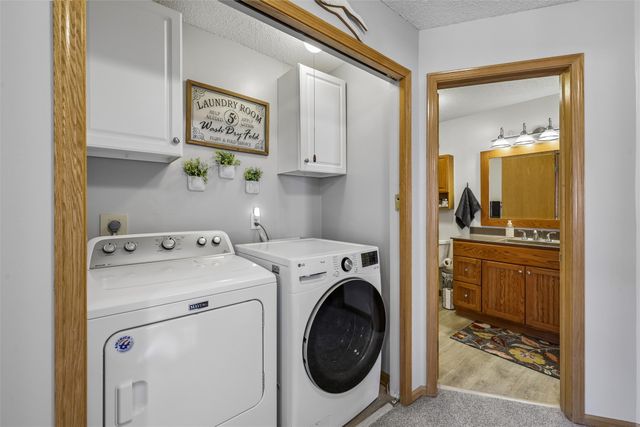 1313 SE Delaware Avenue 11, Ankeny, IA 50021