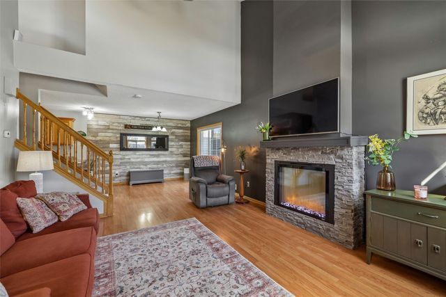 1313 SE Delaware Avenue 11, Ankeny, IA 50021