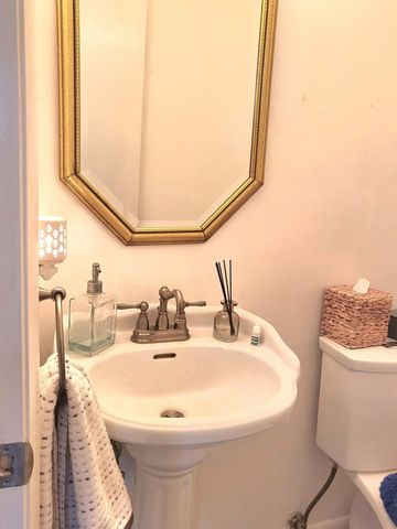 3518 Stonehenge, Roanoke, VA 24018