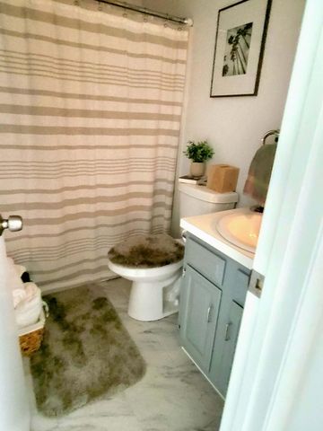 3518 Stonehenge, Roanoke, VA 24018