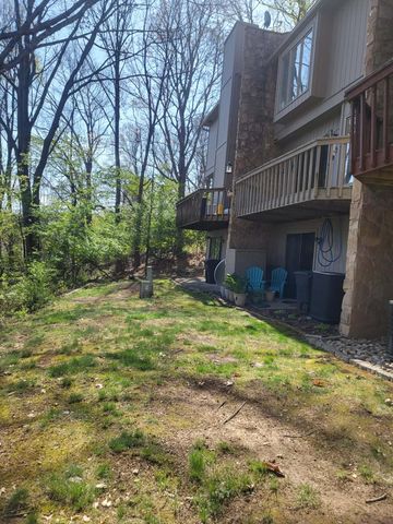 3518 Stonehenge, Roanoke, VA 24018