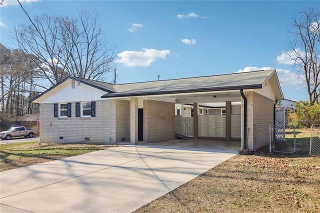 2219 Lisa SE Drive, Marietta, GA 30067