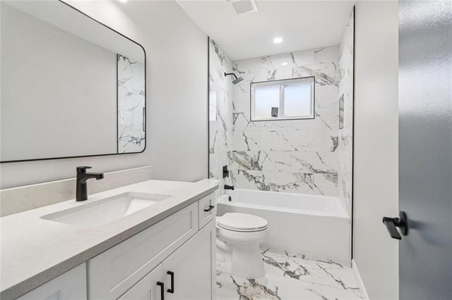 2219 Lisa SE Drive, Marietta, GA 30067