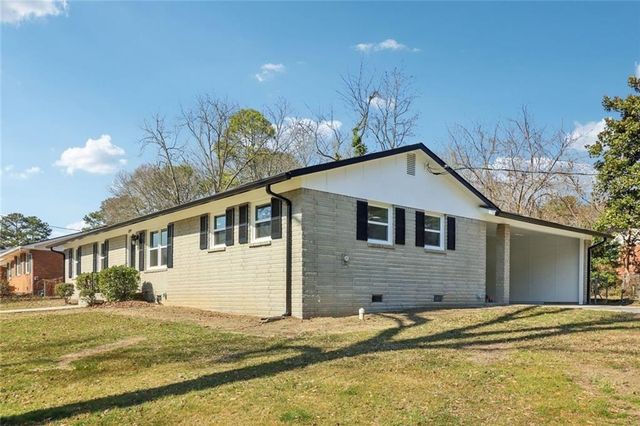 2219 Lisa SE Drive, Marietta, GA 30067