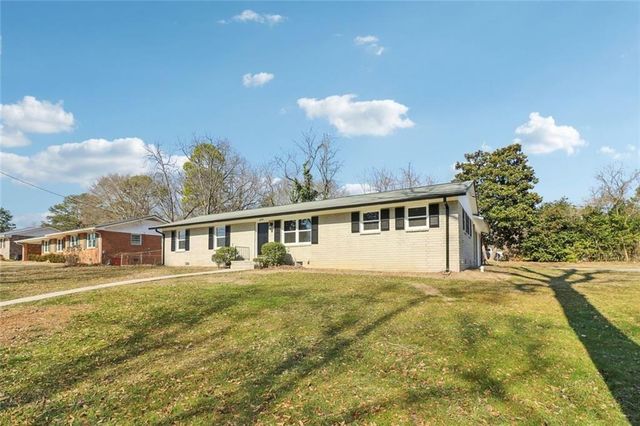 2219 Lisa SE Drive, Marietta, GA 30067