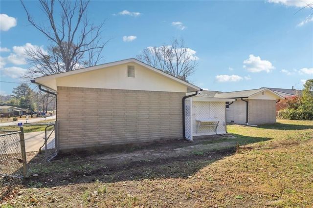 2219 Lisa SE Drive, Marietta, GA 30067