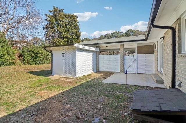 2219 Lisa SE Drive, Marietta, GA 30067