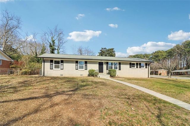 2219 Lisa SE Drive, Marietta, GA 30067