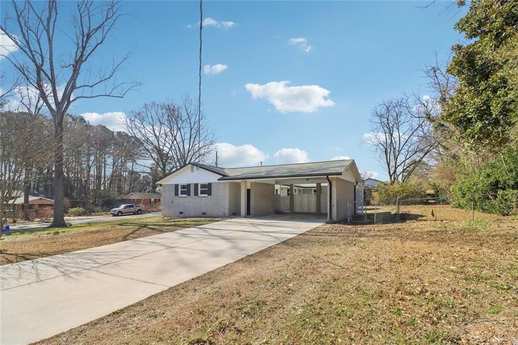 2219 Lisa SE Drive, Marietta, GA 30067