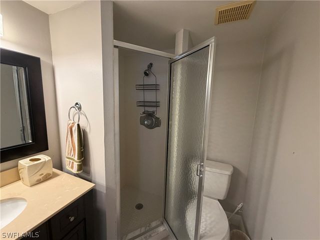 1085 Forest Lakes DR 8106, Naples, FL 34105