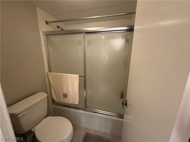 1085 Forest Lakes DR 8106, Naples, FL 34105