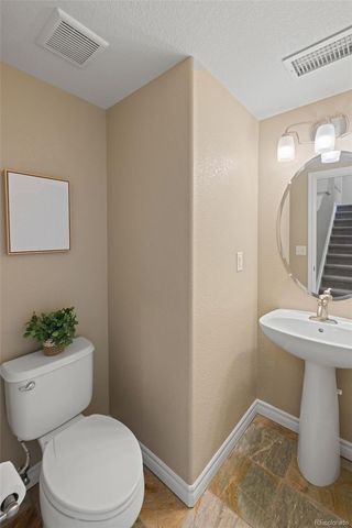 9186 Viaggio Way, Highlands Ranch, CO 80126