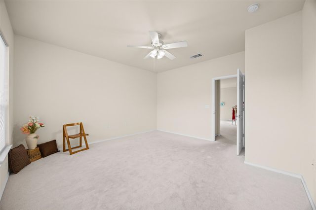 319 Essex LN, Georgetown, TX 78633