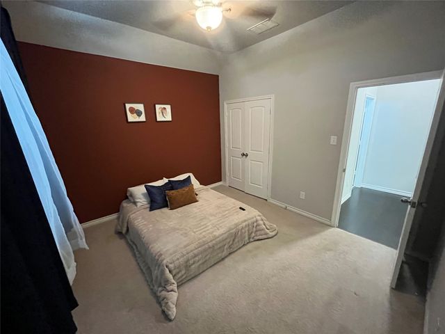 5009 Stockwhip Drive, Fort Worth, TX 76036