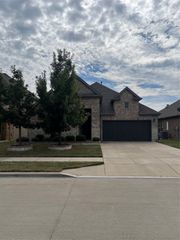 5009 Stockwhip Drive, Fort Worth, TX 76036