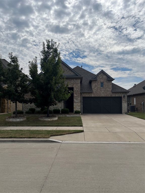 5009 Stockwhip Drive, Fort Worth, TX 76036