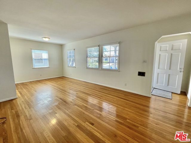 854 Rose Avenue, Venice, CA 90291