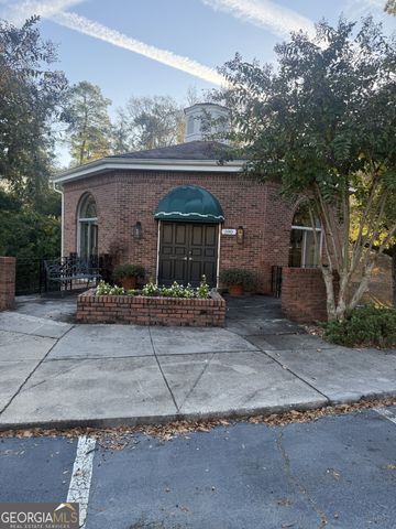 518 High Point North Road, Macon, GA 31210