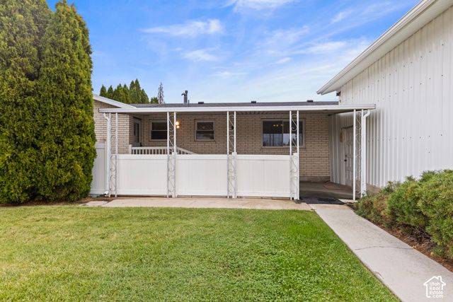 5803 S 6300 W, Hooper, UT 84315