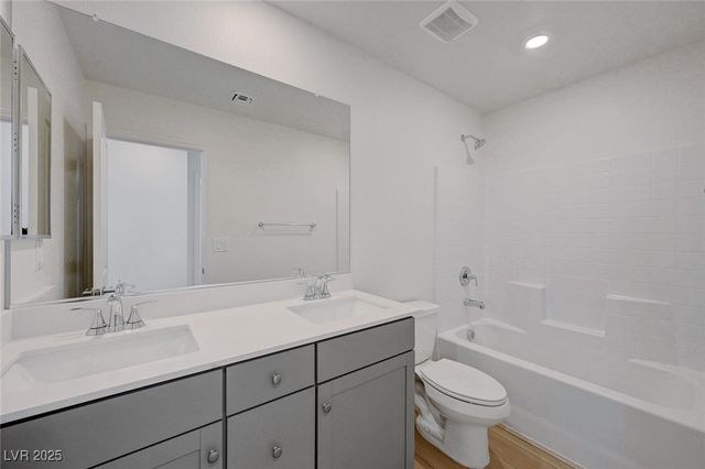 7086 Parkallen Avenue, Las Vegas, NV 89113