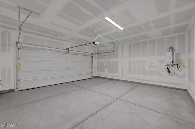 7086 Parkallen Avenue, Las Vegas, NV 89113