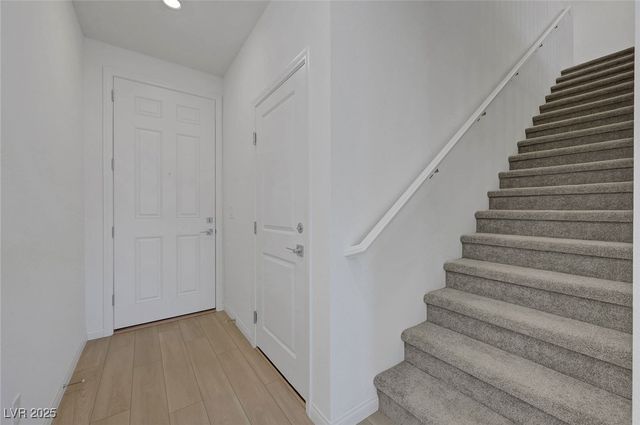 7086 Parkallen Avenue, Las Vegas, NV 89113