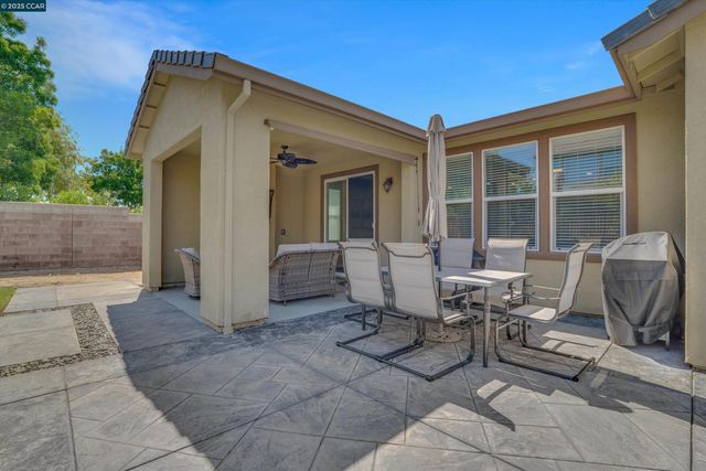 8275 Brookhaven Cir, Discovery Bay, CA 94505