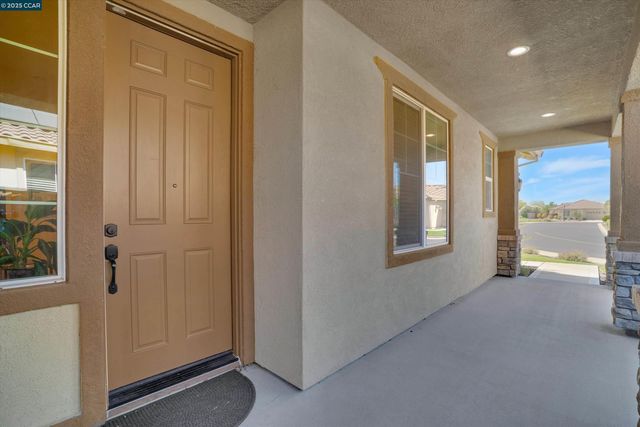 8275 Brookhaven Cir, Discovery Bay, CA 94505