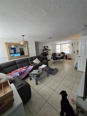 11800 SW 216th St 0, Miami, FL 33170