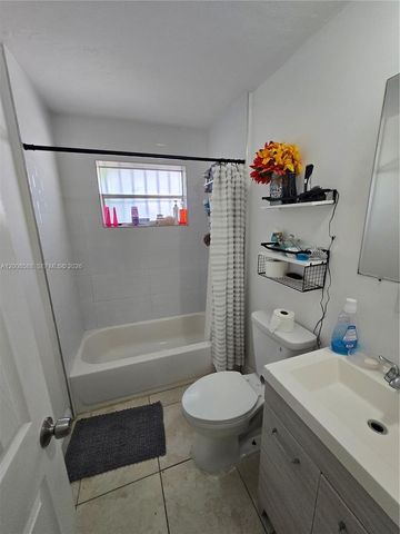 11800 SW 216th St 0, Miami, FL 33170