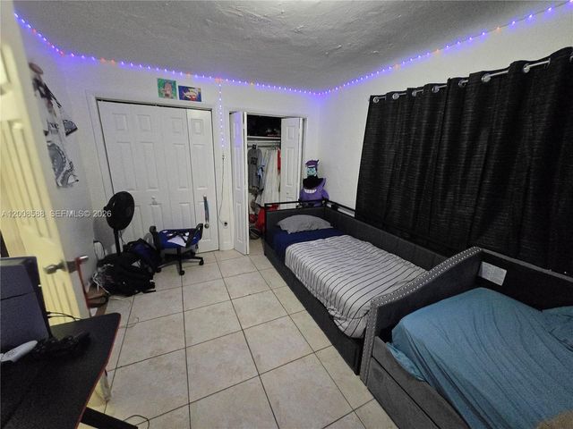 11800 SW 216th St 0, Miami, FL 33170