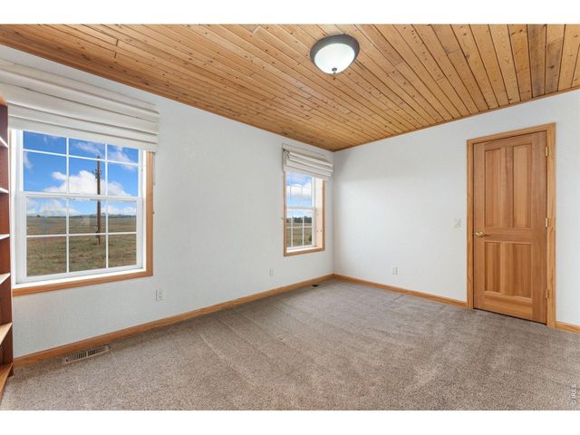 167 Rawah Ct, Livermore, CO 80536