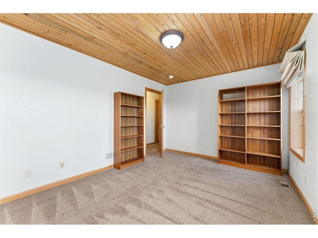 167 Rawah Ct, Livermore, CO 80536
