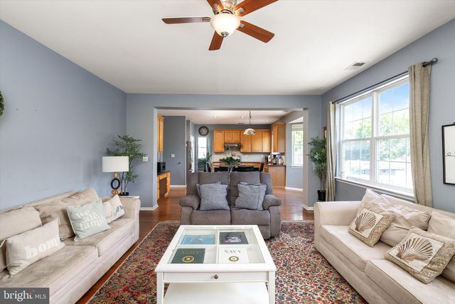 57 BAILLY DR, Burlington, NJ 08016